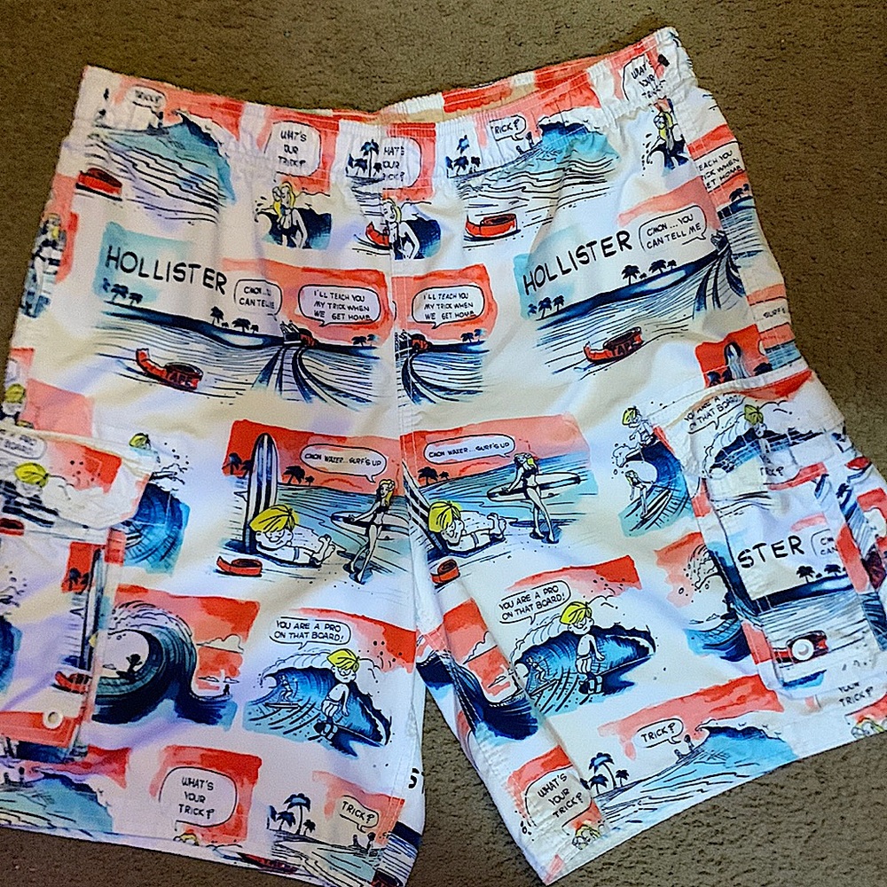 Hollister graphic cargo short size XL